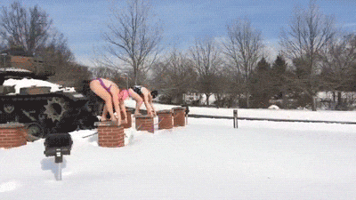humoristics:  Snow swimming [videos: 1 | 2 | 3] 