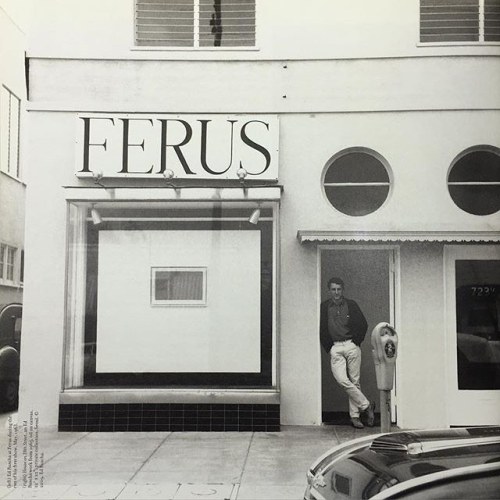 novivant:  Ed Ruscha