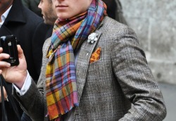 maninpink:  Jacket & scarf