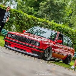 radracerblog:  Bmw E30 Wagon 