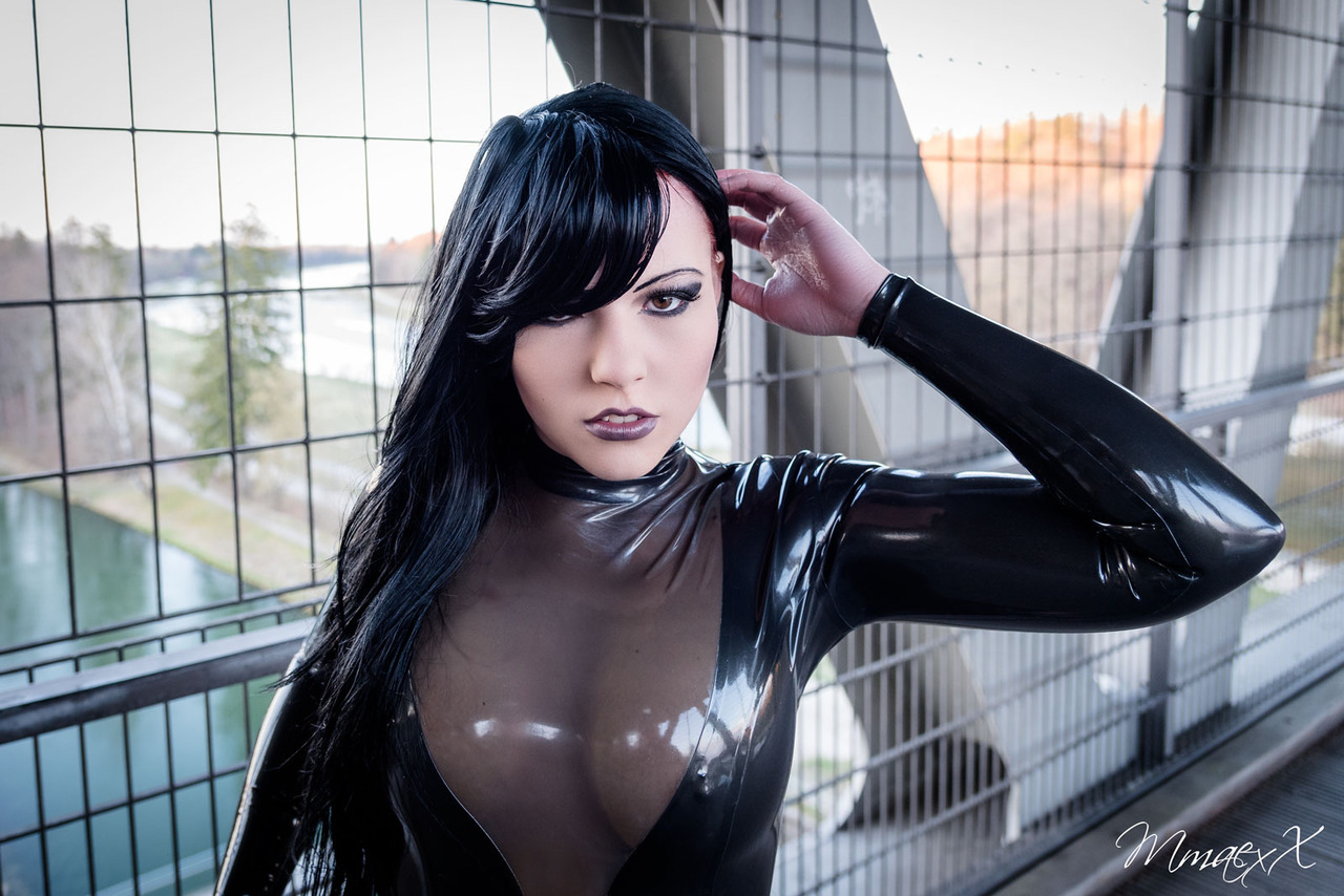 kinkygoethe:  mmaexx