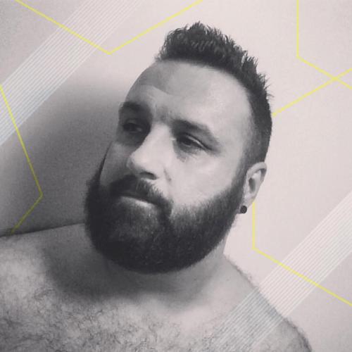 Follow @turb03ear #beefandfuzz #beardedmen #beardedgay #hairymuscle #gaybear #gay #gayswithbeards #i