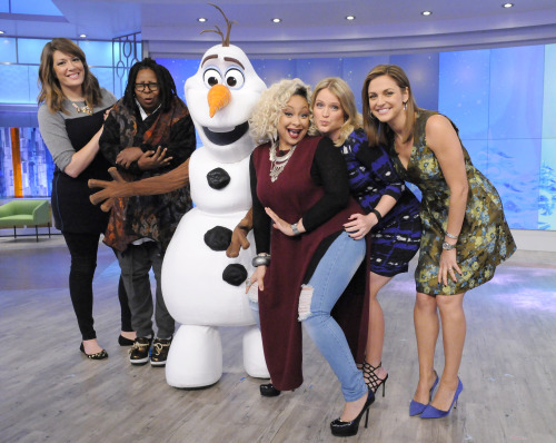 Olaf from Frozen stopped by The View to say hello and spread warm hugs!