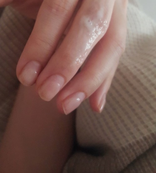 ffmini: I want to fuck my pussy fast
