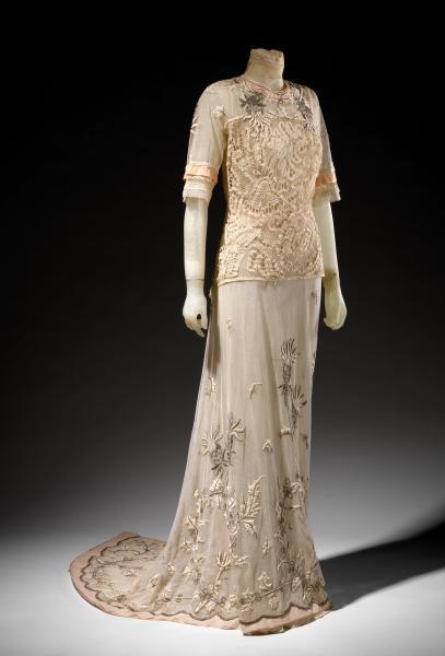 Tea Gown Ca. 1912