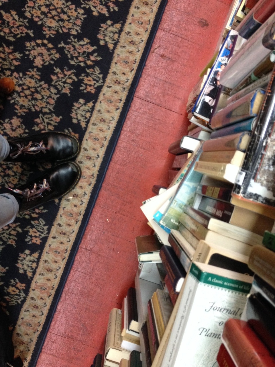 ghostiegrrl:  Adventures of Spencer’s feet