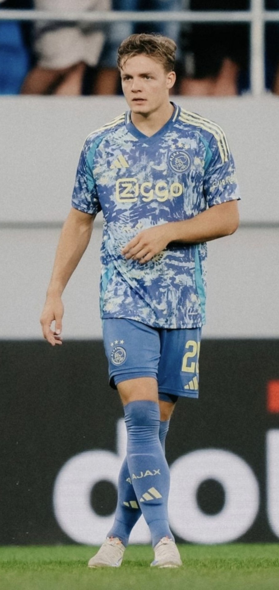 chubbysoccer - Bareback superchubby ex-soccer-jock