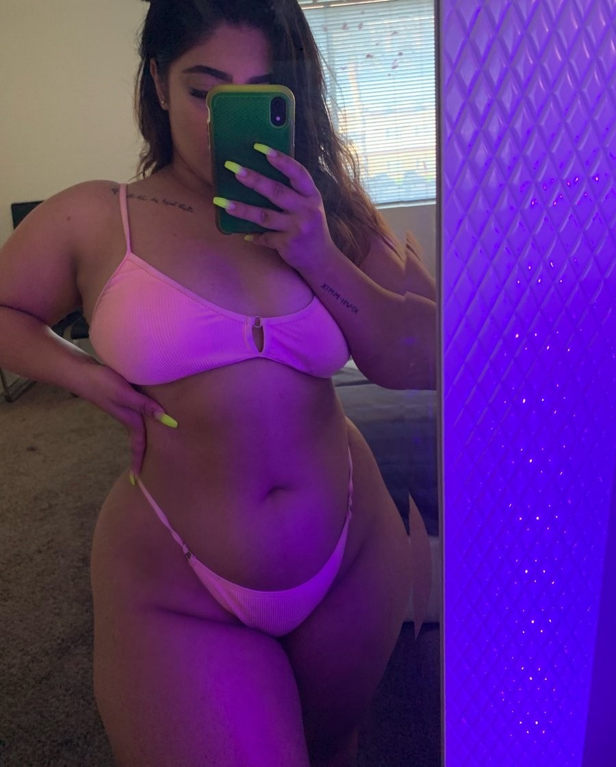 bigbootydepot:   Afghanshawttyy  