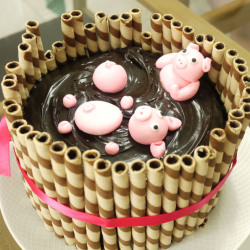 prettyfoods:  (Pigs Chilling In) Mud Cake x