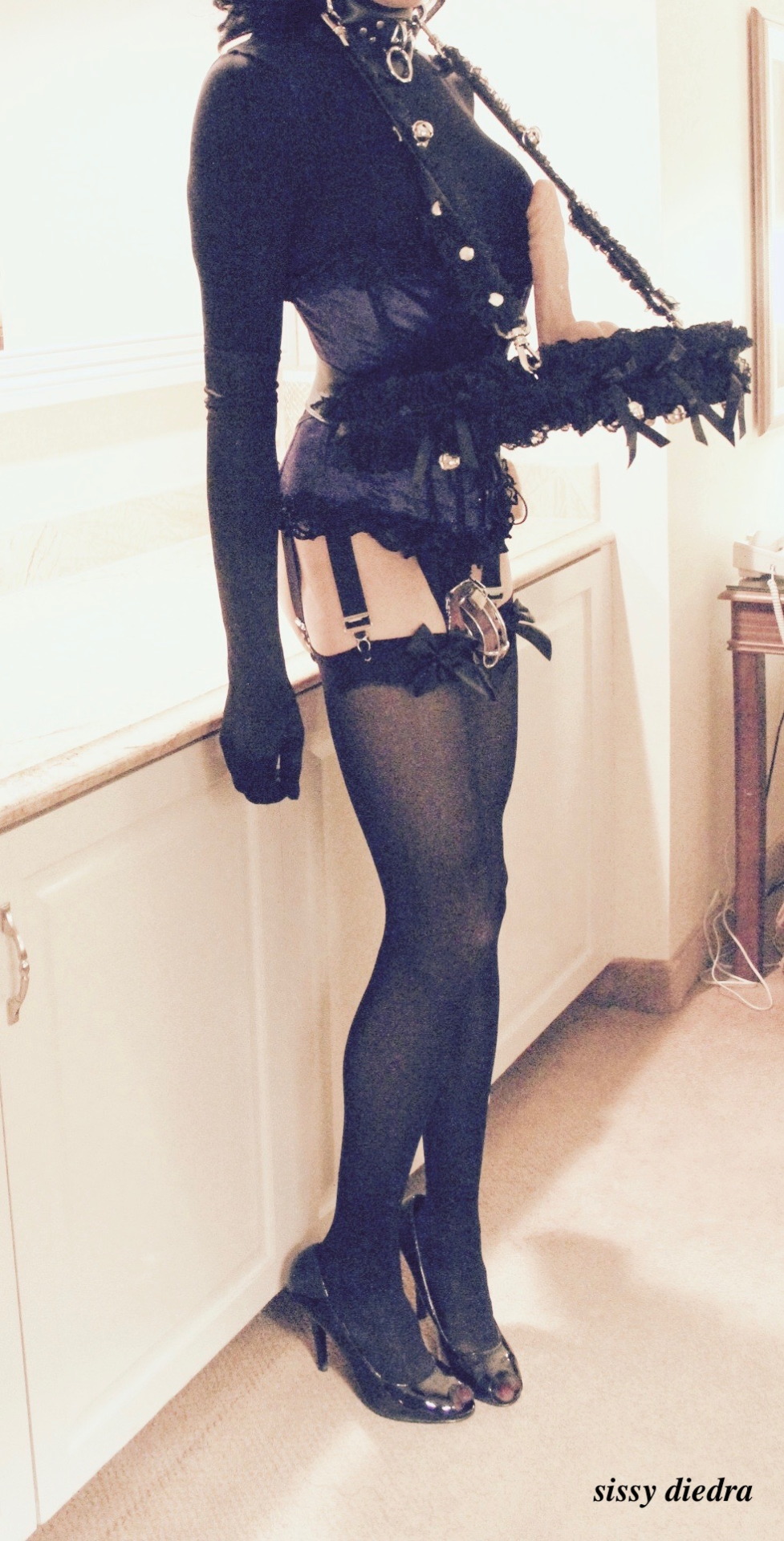 sissymaid-diedra-transamm:  I am a sissy slave 