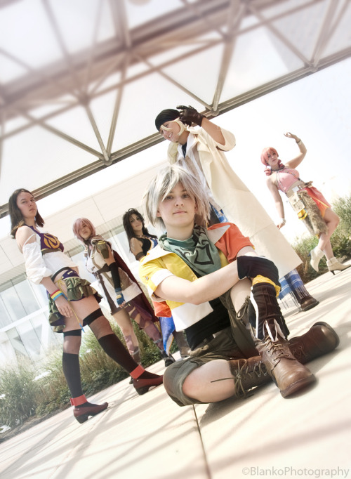 jontheangel:THROW BACK FRIDAY (ITS NOT THURSDAY WHO GIVES A SHIT)final fantasy xiii at otakon 2011! 