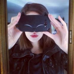 9gag:  The only proper way to make a Selfie!