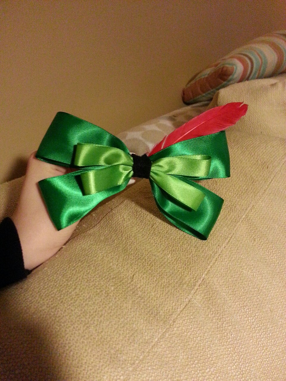 xmas-in-july:  Finished my Peter Pan bow for one of my many disneybounds, only a