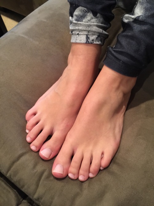 feetcumfacial:  Follow dub75sex hottest couple on Tumblr!