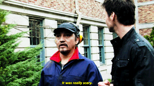 horrificsource:Okay, how about you make something up for the camera? Pretend… you saw something.Grav