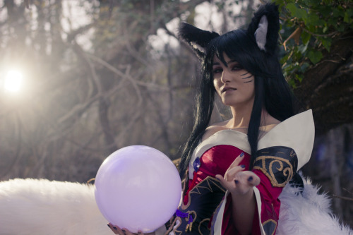 “Don’t you trust me?”Ahri / @shibahri