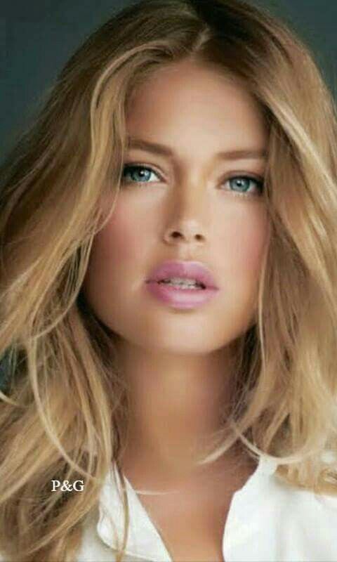 nicholas-ramirez:  Khloe (30 Photo)