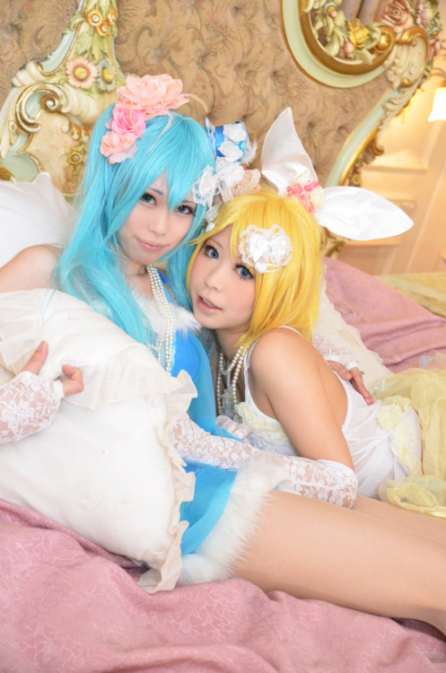 Vocaloid - Miku Hatsune & Rin Kagamine 5HELP US GROW Like,Comment & Share.CosplayJapaneseGirls1.5 - www.facebook.com/CosplayJapaneseGirls1.5CosplayJapaneseGirls2 - www.facebook.com/CosplayJapaneseGirl2tumblr - http://cosplayjapanesegirlsblog.tumbl