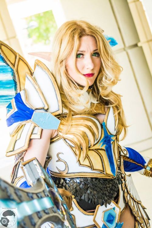 queens-of-cosplay: Challenge Mode Gold PaladinCosplayer: 9Lives Cosplay Photographer: Travis Photogr