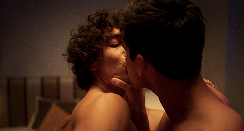 jordanxfisher: Polo and Valerio in Elite (3x04)