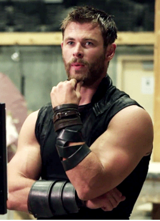 thorhoedinson: cephalotodd:   thor having his goth phase at the tender age of 34, while looking like a bodybuilder made of sunshine   