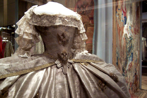 Coronation dress of Catherine the Great, 1762