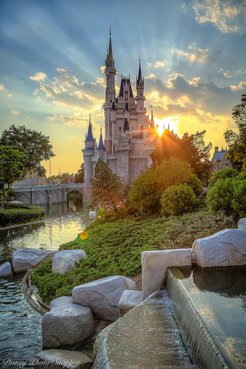 disneysmallworld: Sunset behind Cinderella Castle by Brett Svenson, on Flickr