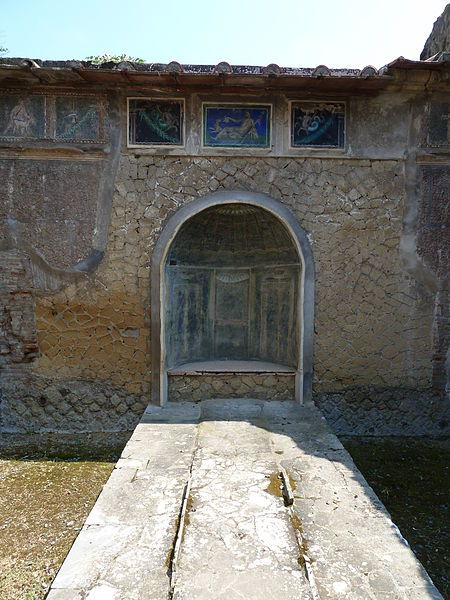 last-of-the-romans:House of the Skeleton. Herculaneum