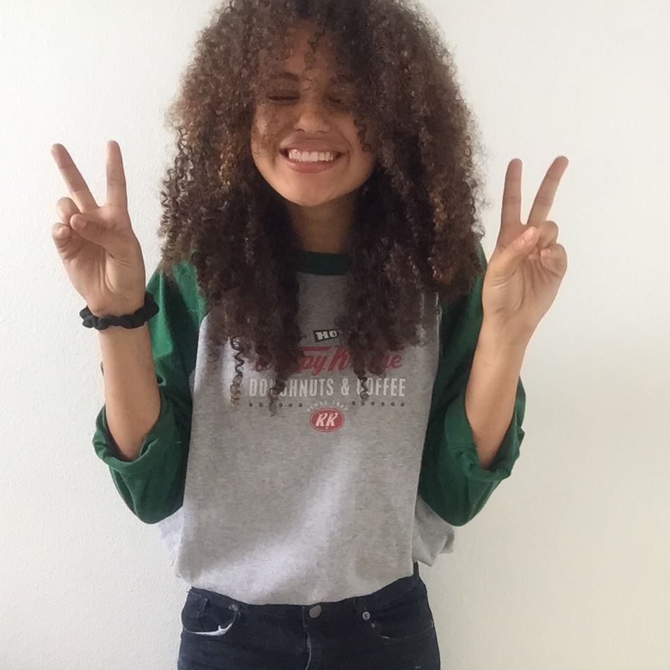 sadsprouts:  really feeling my hair right now 