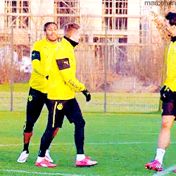 marcohan: Marco having fun with teammates during training