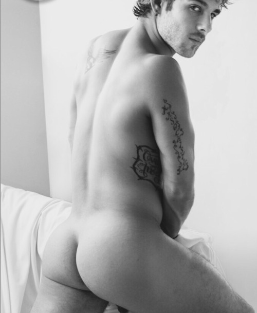 lille-jo:  Lovely bum …