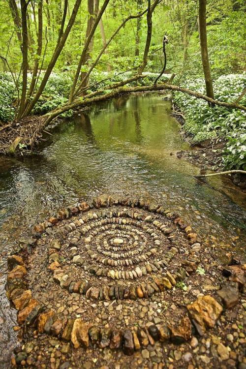 voiceofnature:LandArt by James Brunt