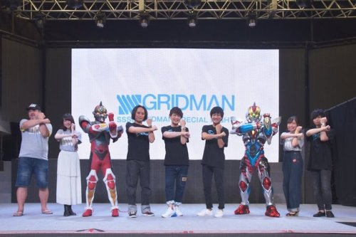 New Gridman live with Classic Gridman! Love it!