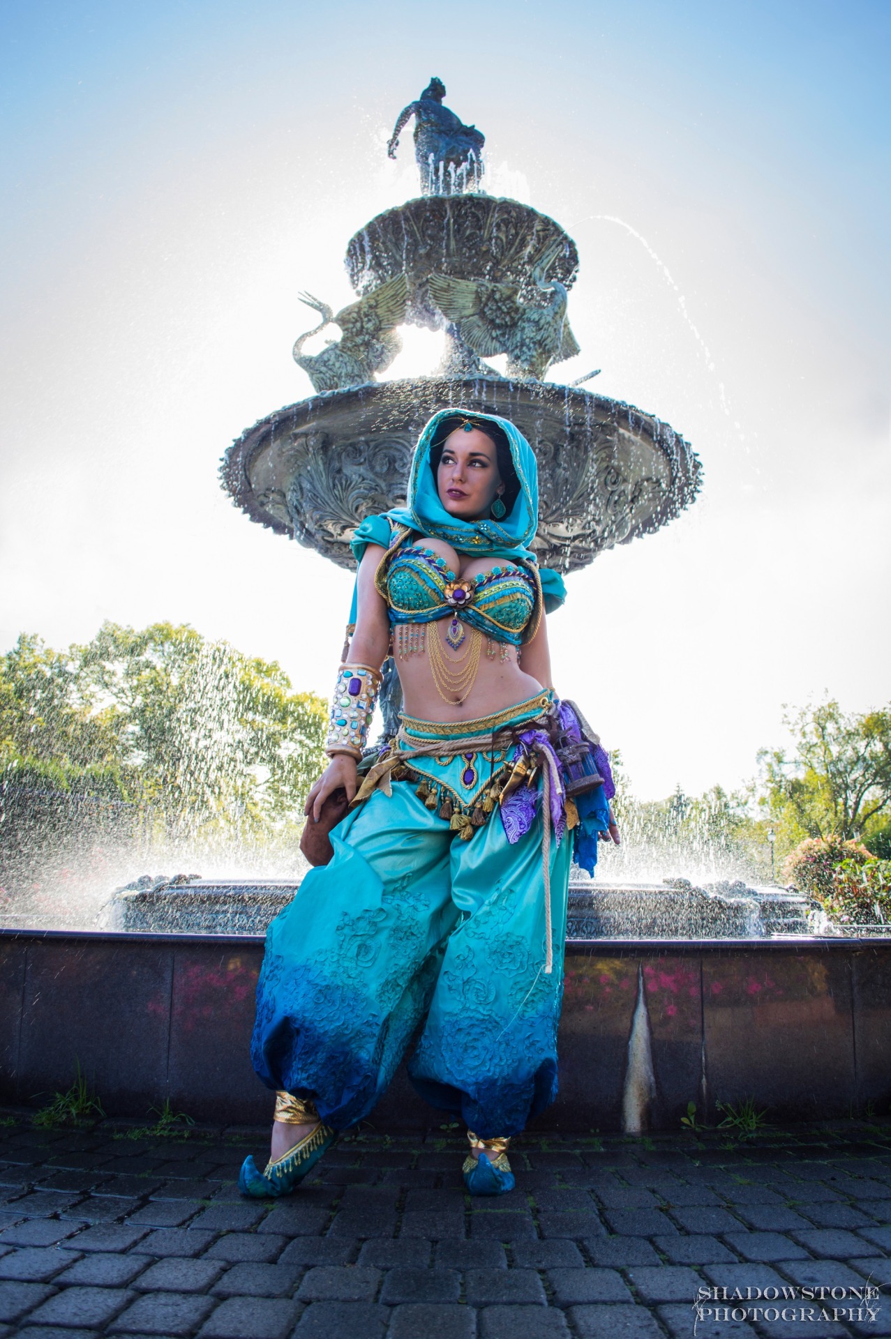 lisa-lou-who:  First photo taken at the palace in Agrabah ;) by Shadowstone Photography: ttps://www.facebook.com/shadowstonephotographyThis