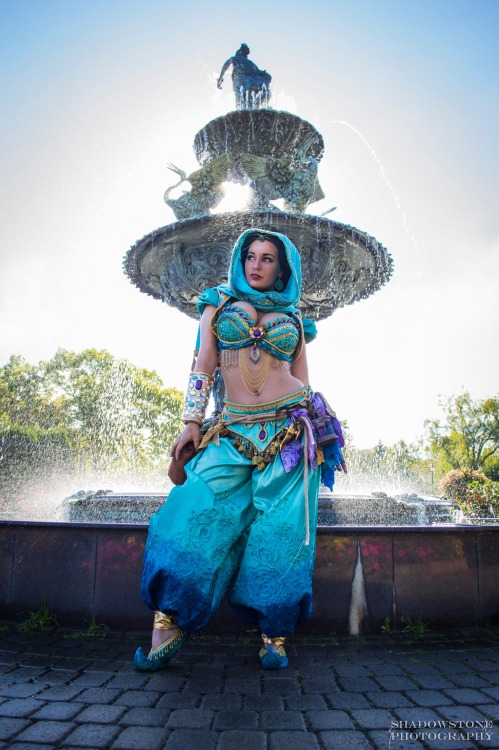 lisa-lou-who:  First photo taken at the palace in Agrabah ;) by Shadowstone Photography: ttps://www.facebook.com/shadowstonephotographyThis costume was hand-painted, dyed, beaded, and sewn by me, the girl wearing it! <3 