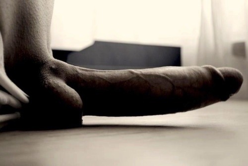 hungdownunder:  For more hot guys, follow me at:http://hungdownunder.tumblr.com/