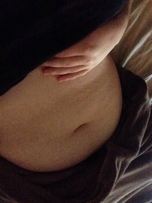 itskaitiecali: Tummy for you tummy lovers