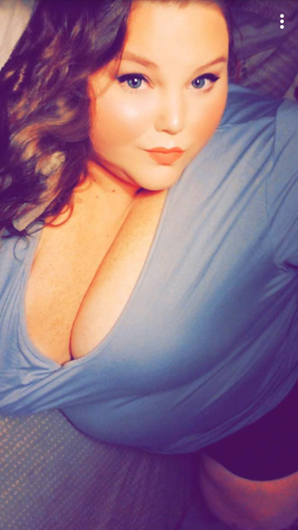 bbwcaitthicknessfp: Let me be your Dream girl NVPBBWmodels©