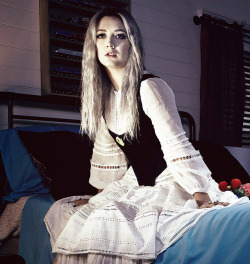 billielourddaily:  Billie Lourd as Winter Anderson in American Horror Story: Cult 