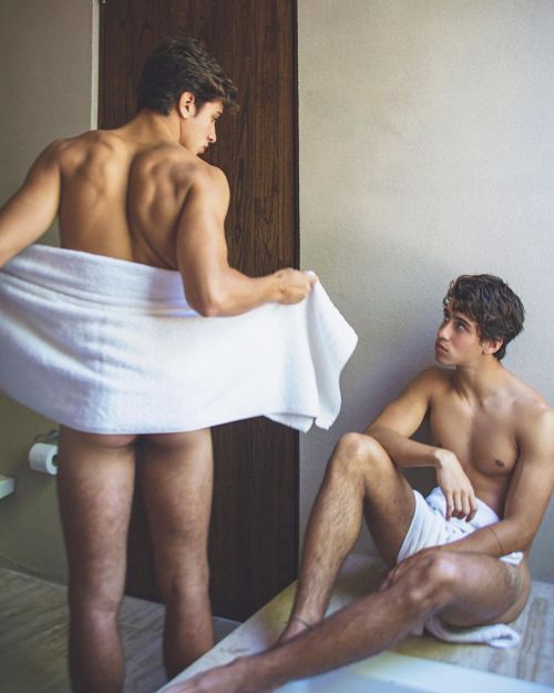 dannyboi2: About The Prettiest  Tobi and Mateo Drying off - with the twins  Photographer: 