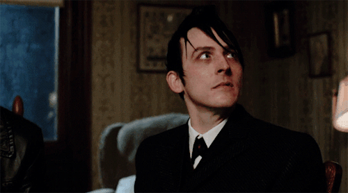 delicatelyserved:violetxpurple:Oldies! The last gif has such a pretty angleThey look like boyfriends