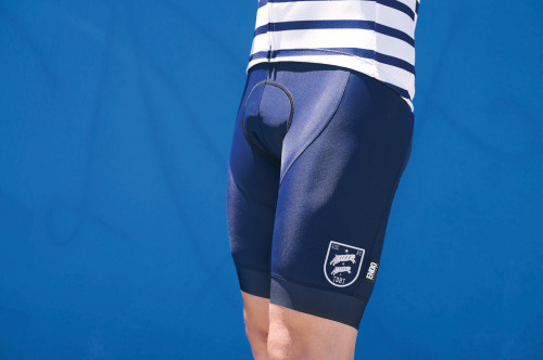 corkgrips: teamdreambicyclingteam:  Les Blues The pre-order deadline for The Best FFF Kit is quickly
