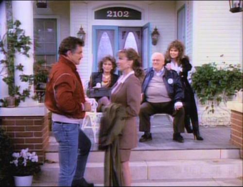 Evening Shade (TV Series)’Vote Early and Vote Often,’ S1/E14 (1991), The Newton family helps Ava run