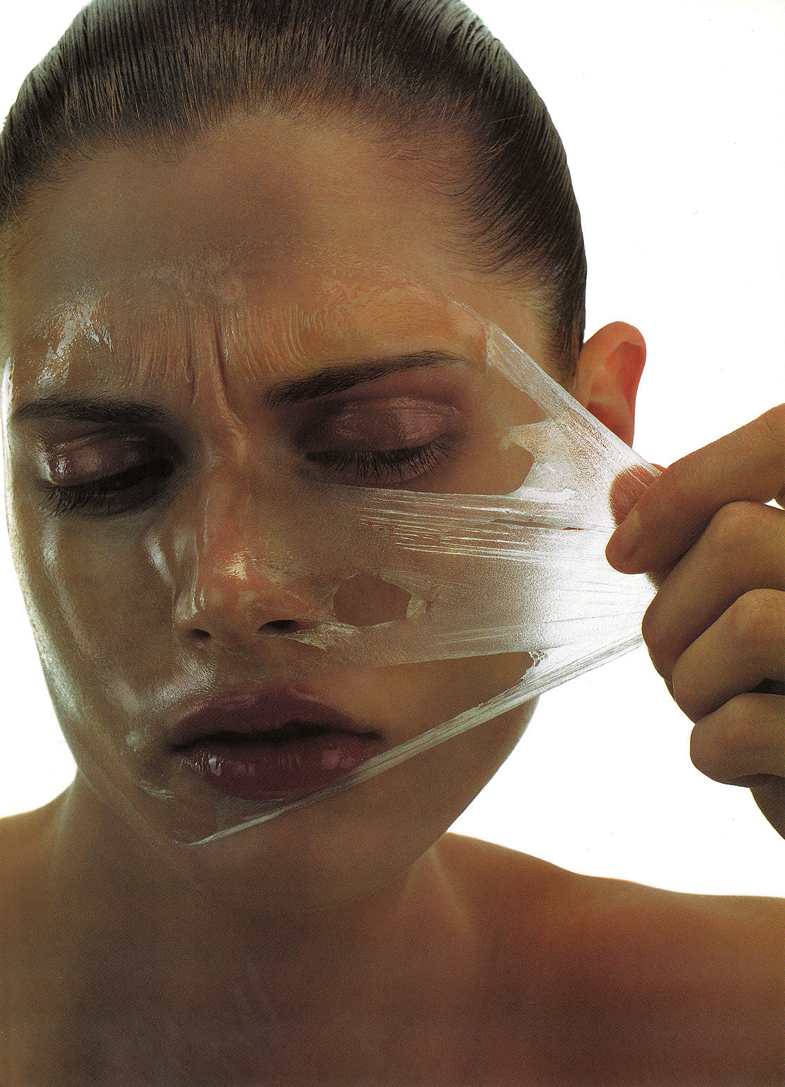 labsinthe:  &ldquo;Beaute de futur&rdquo; Małgosia Bela photographed by