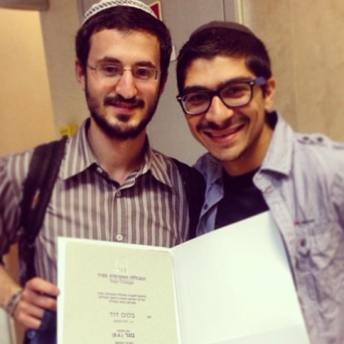 Mazal tov à mon Bro David !!! #csharp #dotnet #javascript #php n'ont qu'à bien se tenir #DavidEstDan