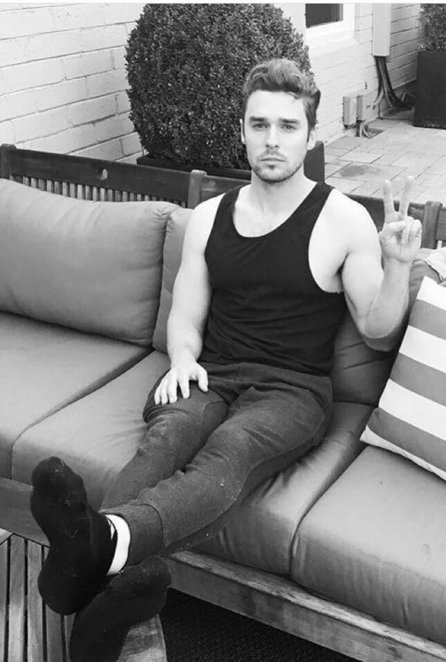 celebritysockpics:Nick Noonan