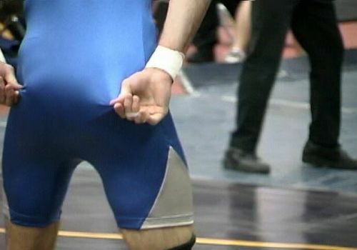 cheezwiz902:  you can see where the straps are sewn onto his jock waistband 