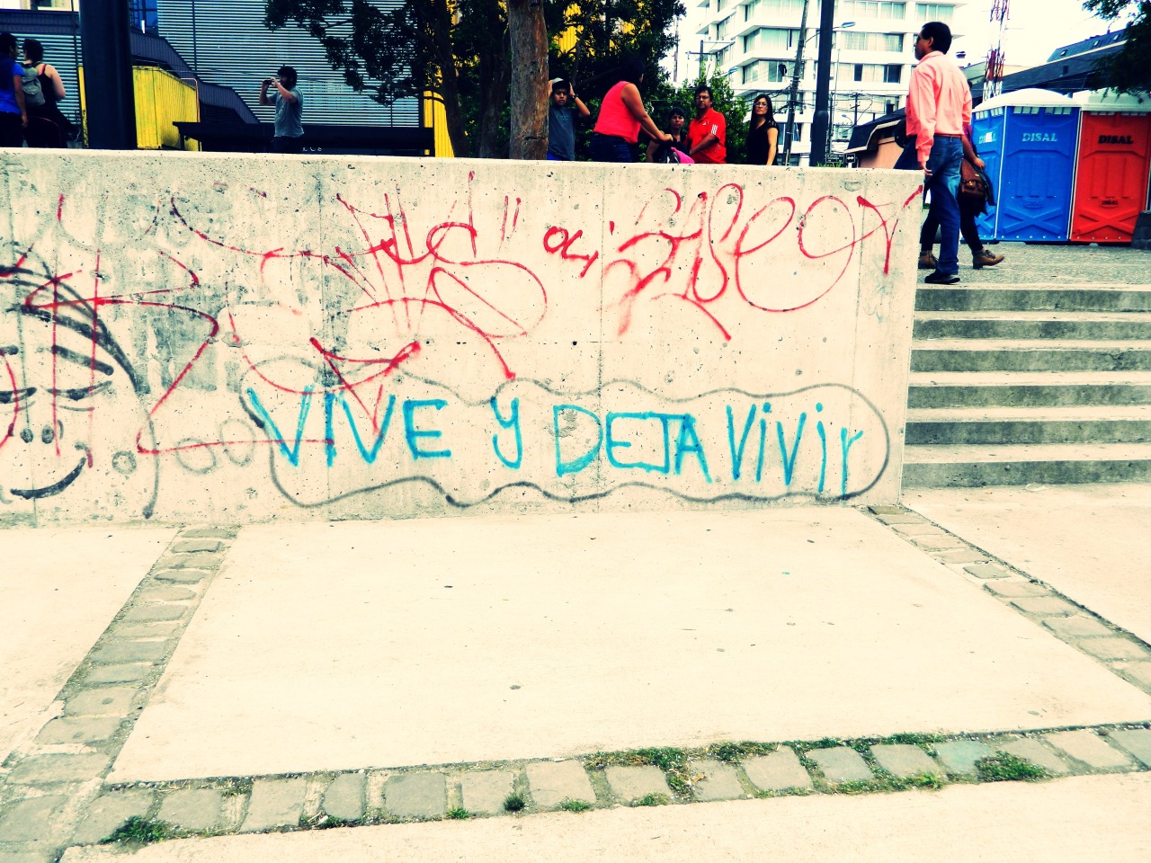 Giovanna thinks.
