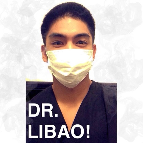 💭I will make my dream a reality! That one day I’ll have you saying “aahhh.” #firstdayofshadowing #predental #shamlessselfielol 😁