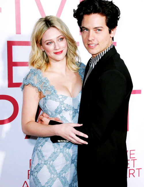 Cole Sprouse and Lili Reinhart attend the Five Feet Apart movie premiere in Los Angeles (March 08) g